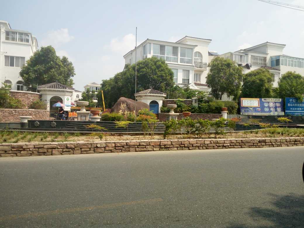 昆山千灯逸墅小区